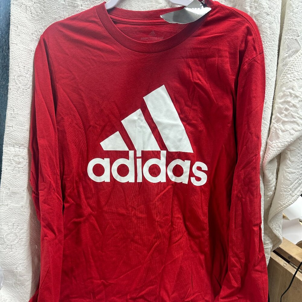 Adidas Men's Red Badge Of Sport Long Sleeve Amplifier T-Shirt Size XL New w/Tag